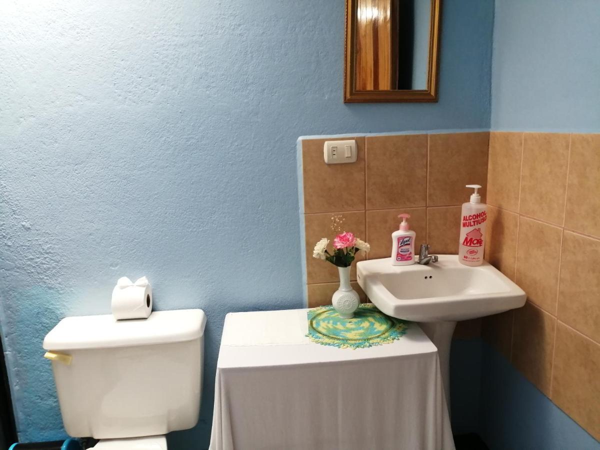 Monte Los Lirios Lodge Monteverde Екстериор снимка