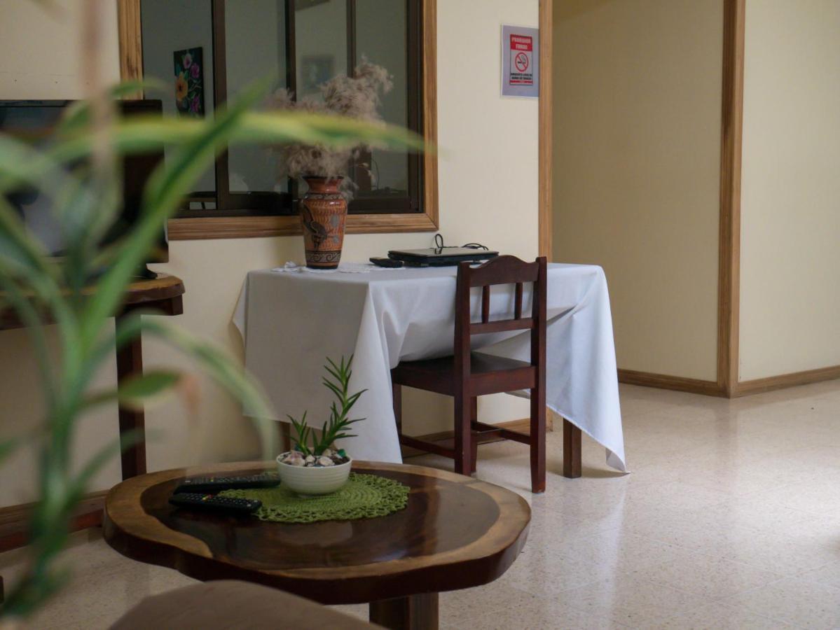 Monte Los Lirios Lodge Monteverde Екстериор снимка