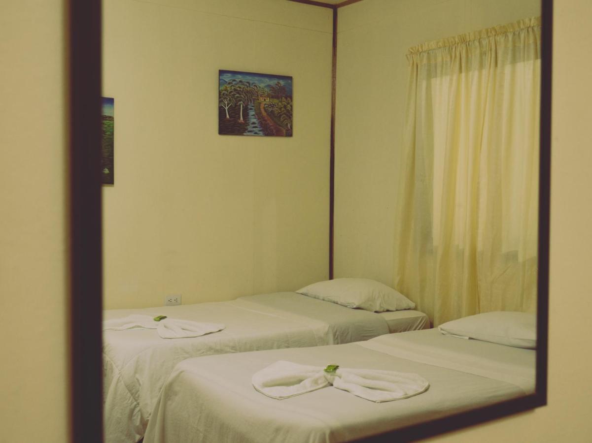Monte Los Lirios Lodge Monteverde Екстериор снимка