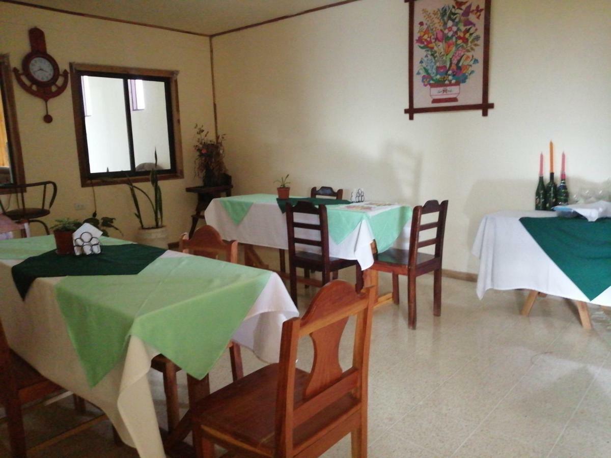 Monte Los Lirios Lodge Monteverde Екстериор снимка