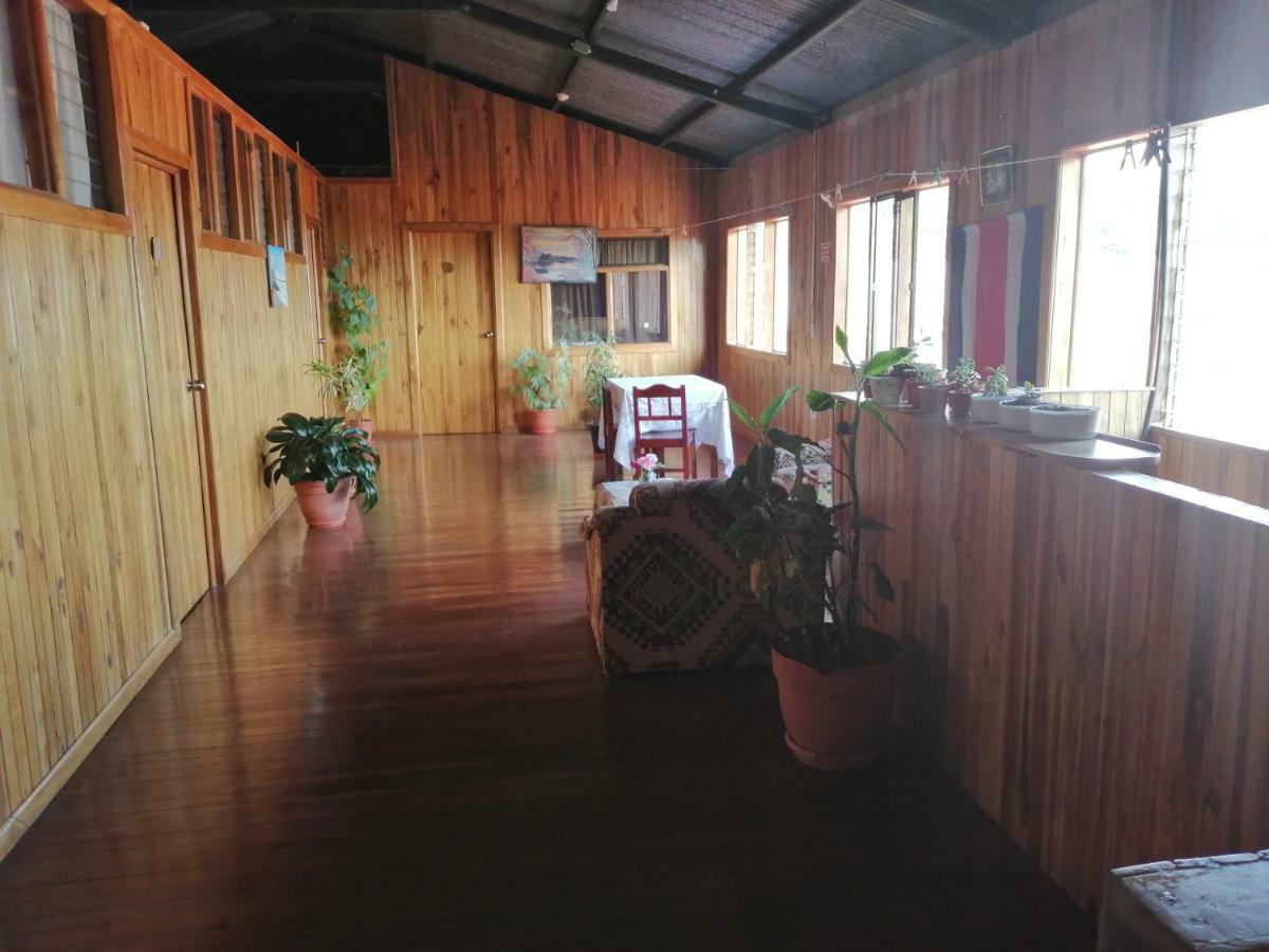 Monte Los Lirios Lodge Monteverde Екстериор снимка