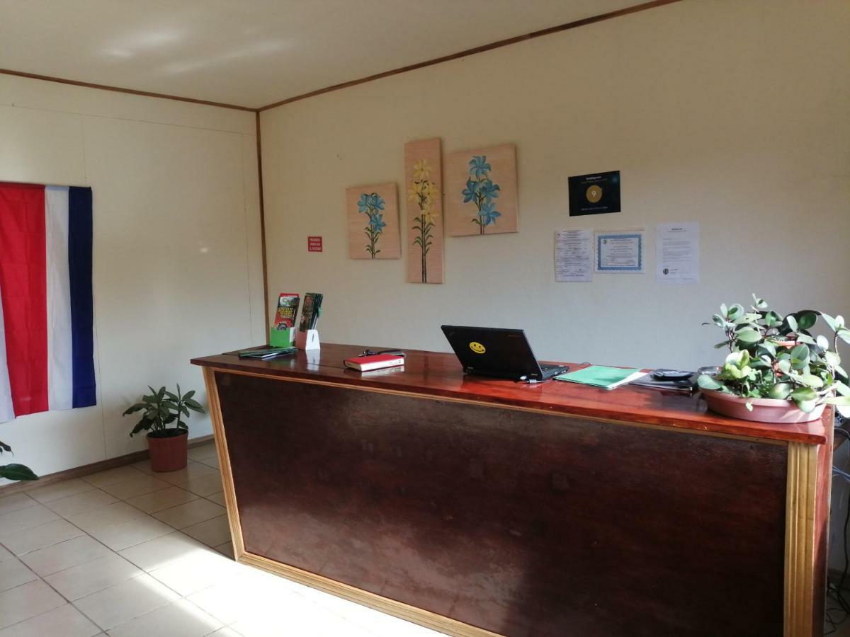 Monte Los Lirios Lodge Monteverde Екстериор снимка